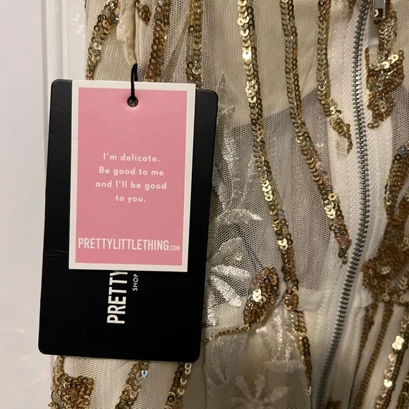 Pretty Little Thing bodycon mini dress NEW TAGS - Picture 3 of 6